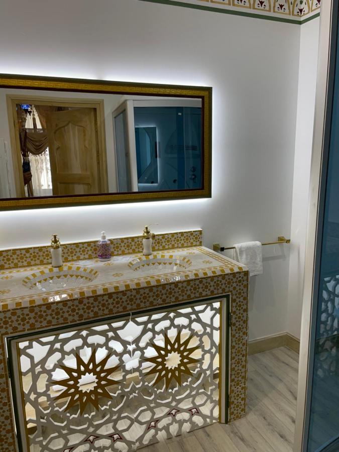 Chambre Orientale Cherazade Maison De L'Eglise ناربون المظهر الخارجي الصورة